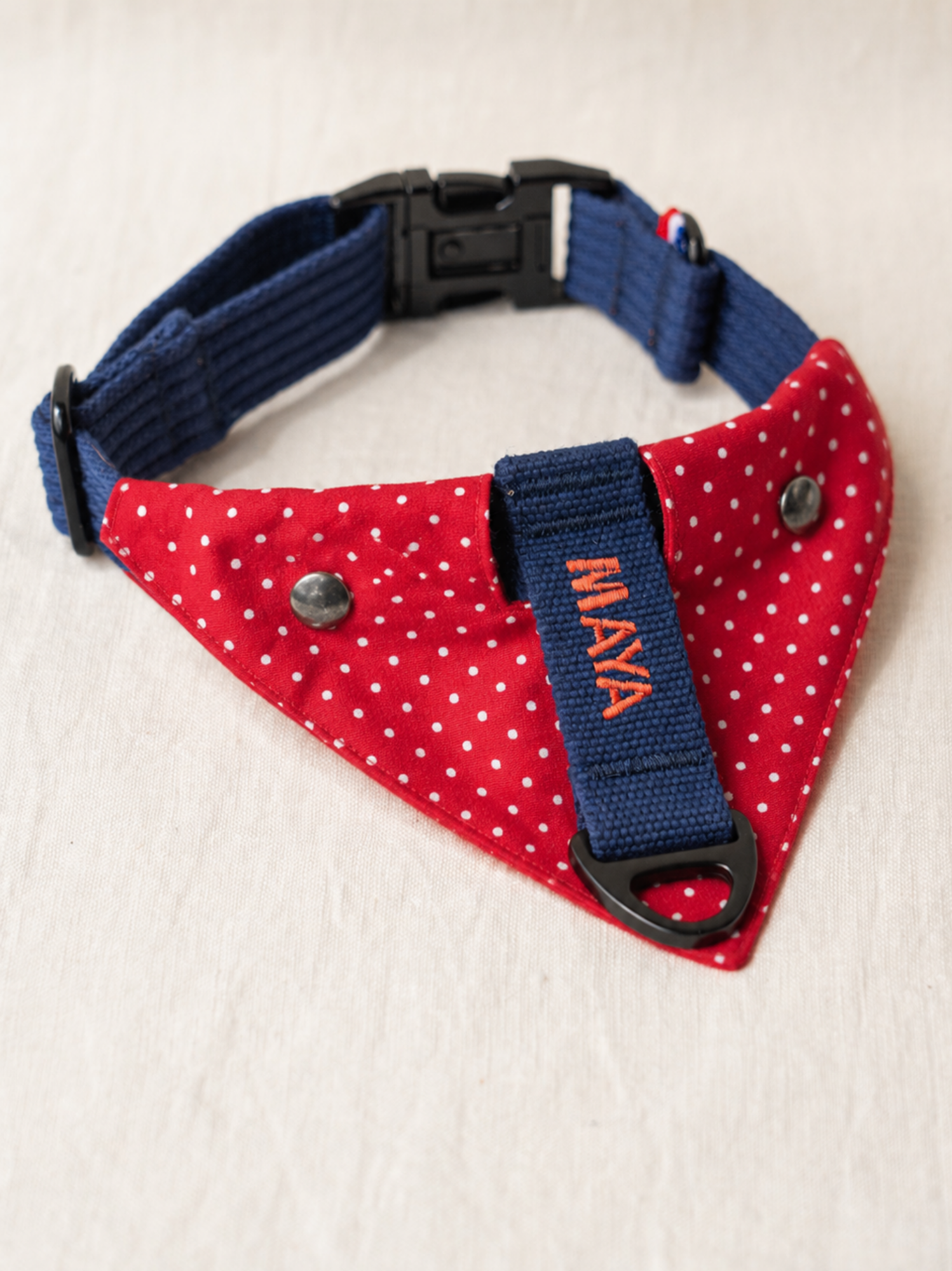 Bandana à fixer Pois rouge